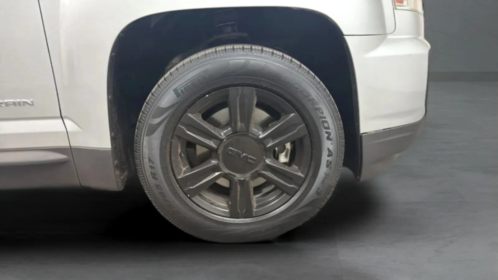 Used 2016 GMC Terrain SLE FWD image 25