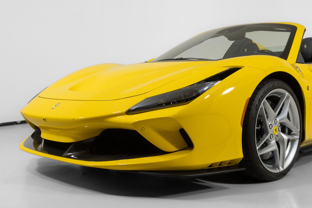 Used 2022 Ferrari F8 Tributo image 14
