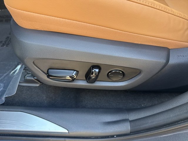 Used 2025 Lexus NX 350h AWD w/ Premium Package image 14