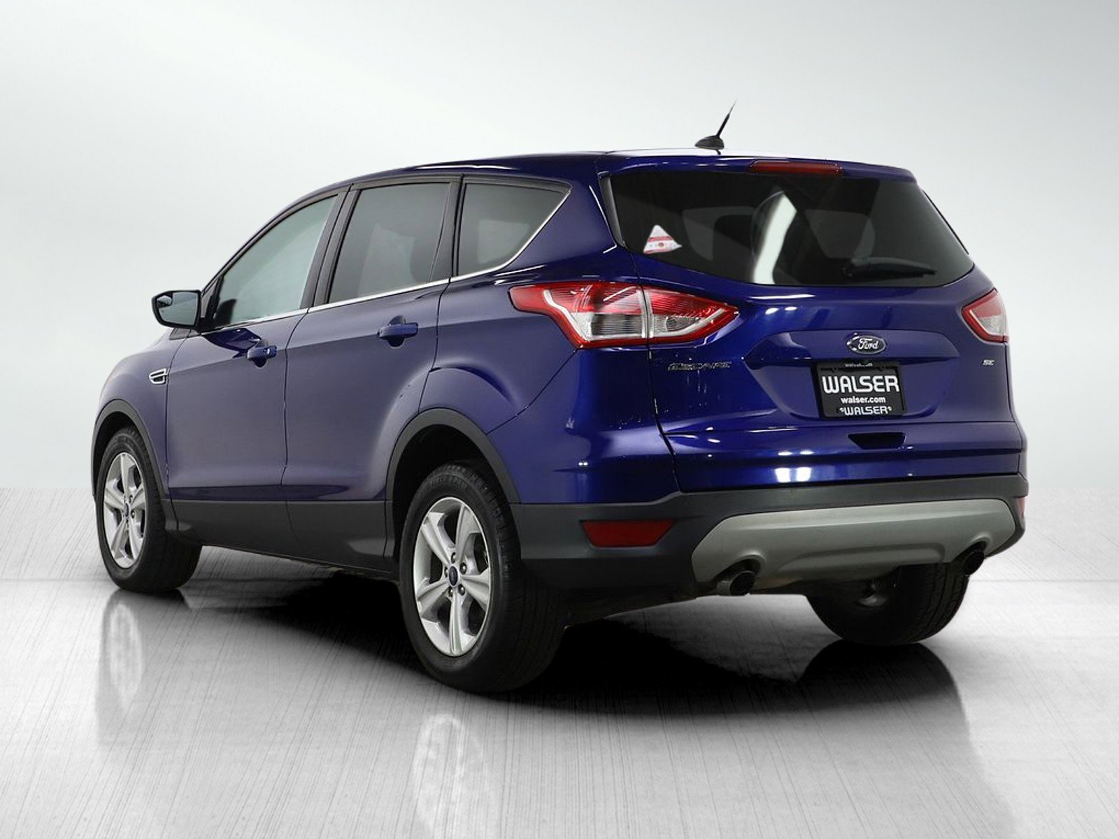 Used 2016 Ford Escape SE w/ SE Leather Comfort Package image 3