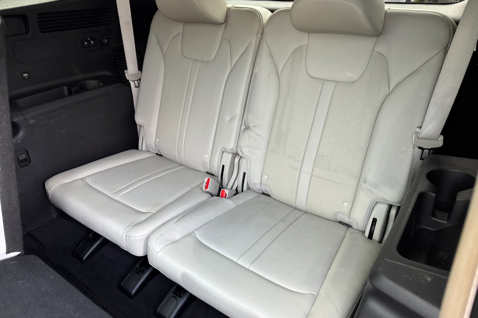 Used 2021 Kia Sorento S w/ Panoramic Sunroof Package image 15