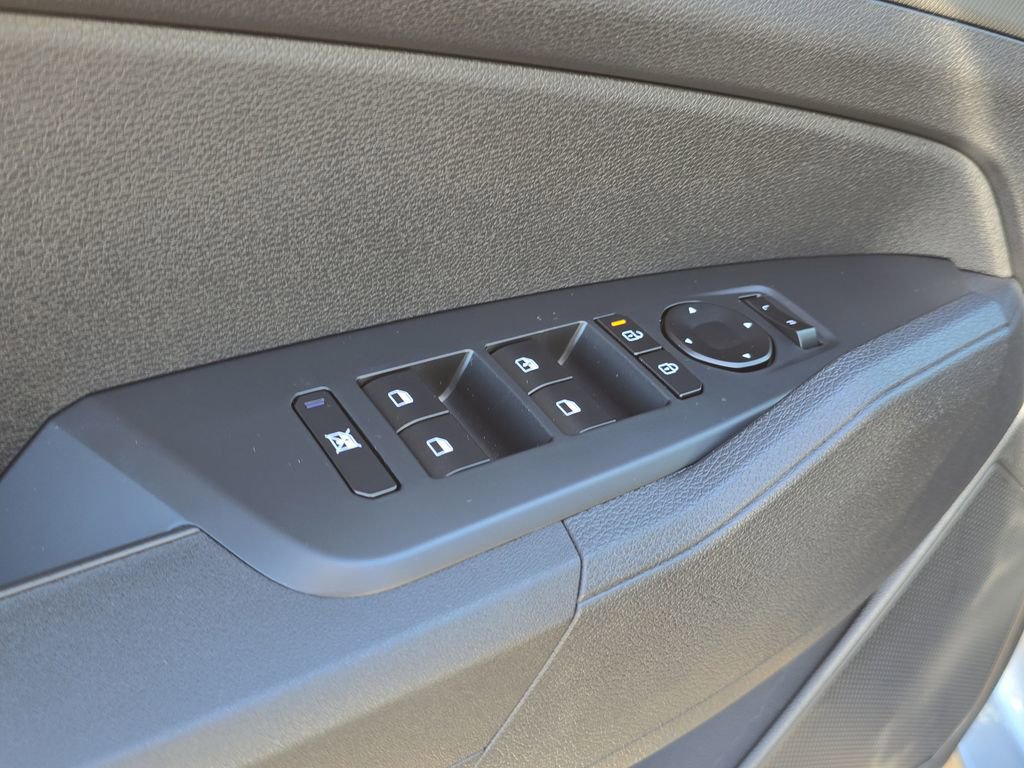 New 2026 Kia Sportage LX FWD image 19