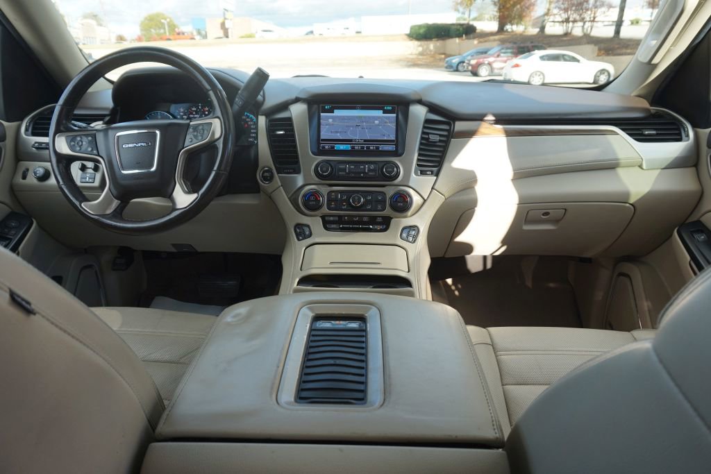 Used 2019 GMC Yukon XL Denali w/ Denali Ultimate Package RWD image 36