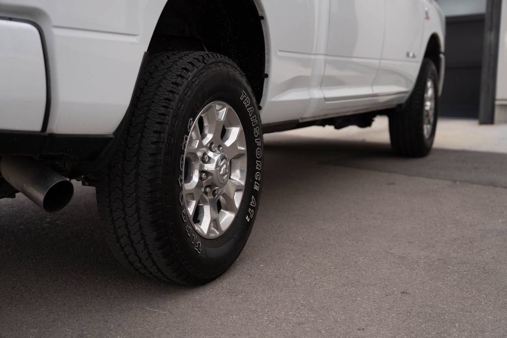 Used 2024 RAM 2500 Laramie w/ Safety Group AWD/4WD image 10