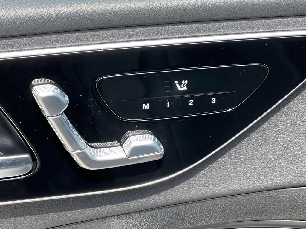 New 2025 Mercedes-Benz C 300 4MATIC Sedan image 17