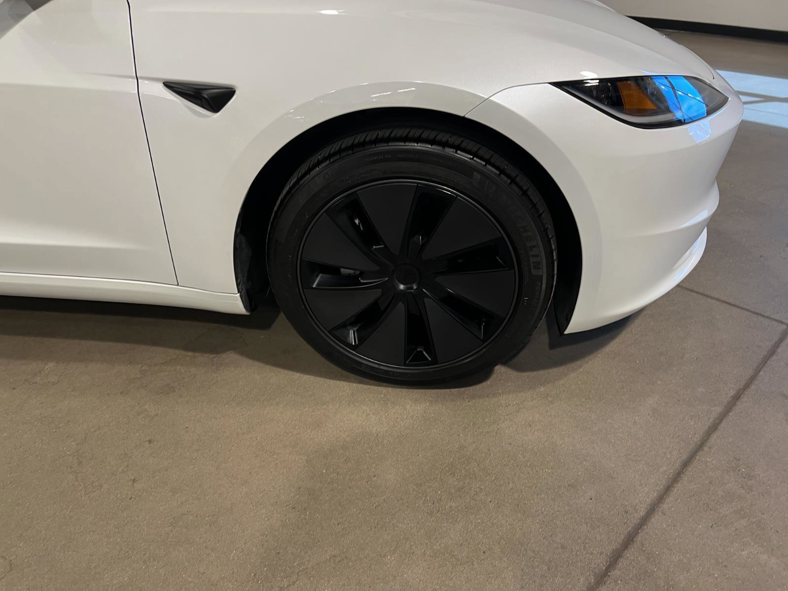 Used 2025 Tesla Model 3 Long Range image 39