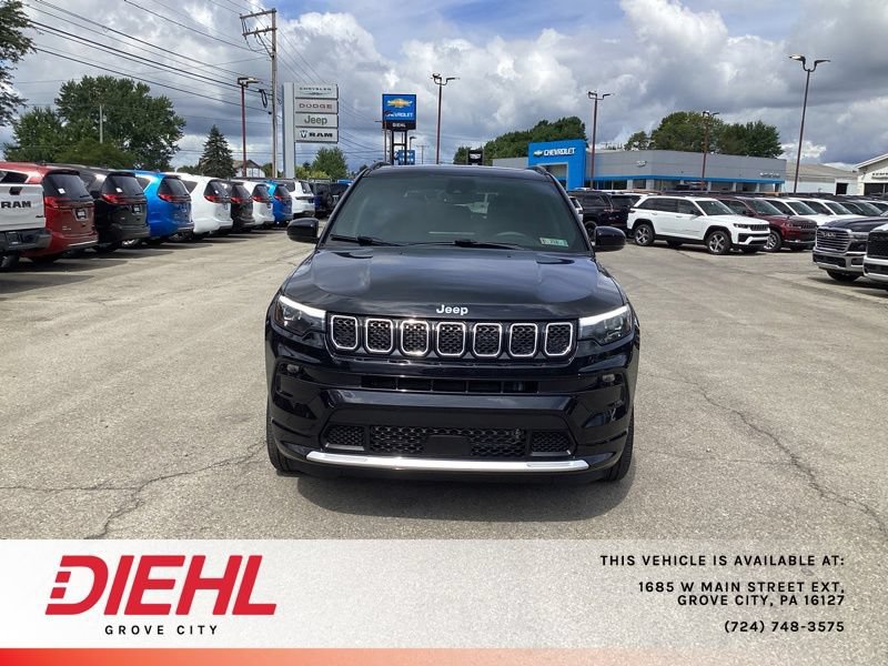 Used 2024 Jeep Compass Limited w/ Elite Group AWD/4WD image 2