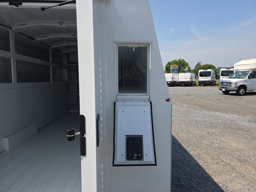 New 2024 Ford E-450 and Econoline 450 Super Duty w/ Power Windows & Locks Group image 33