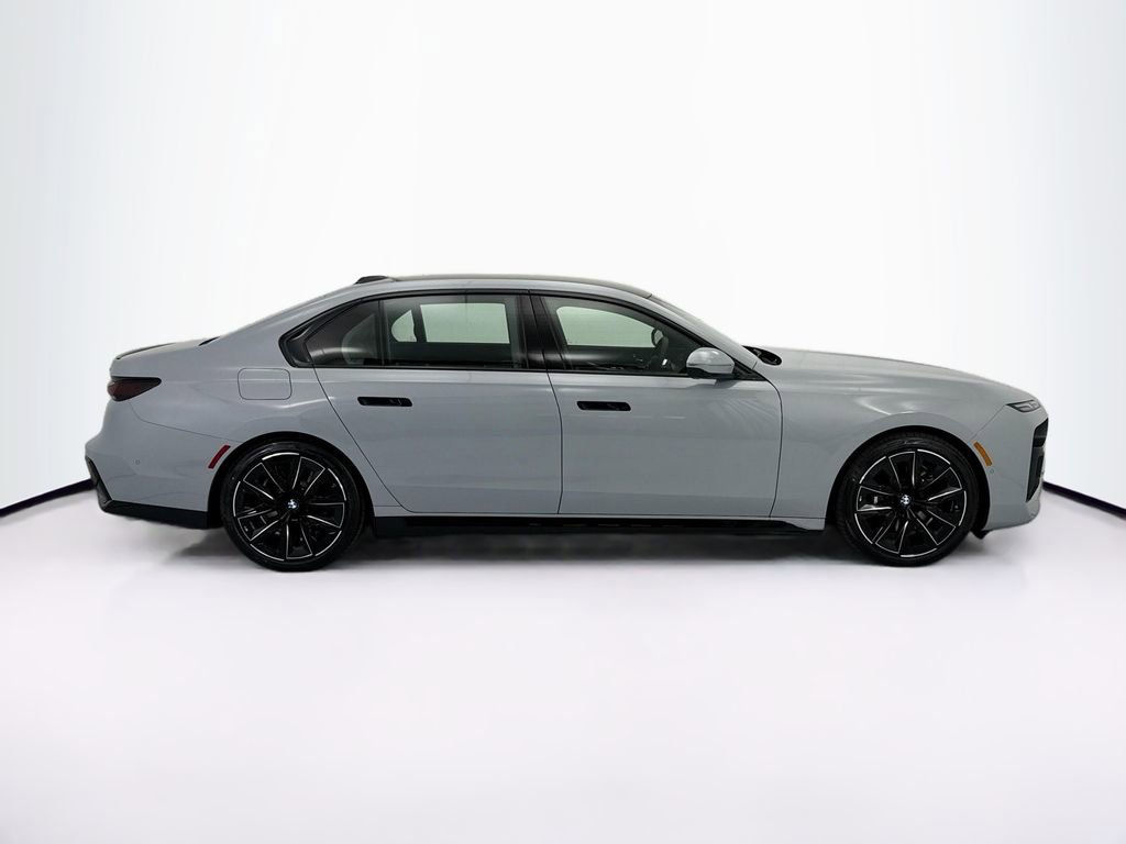 New 2026 BMW i7 eDrive50 w/ M Sport Package RWD image 4