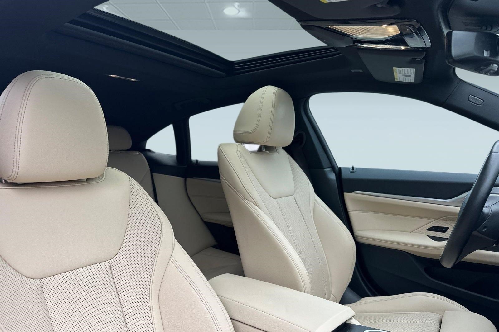Certified 2023 BMW i4 eDrive40 w/ Premium Package RWD image 32