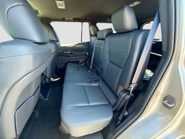 New 2026 Lexus GX 550 AWD/4WD image 23