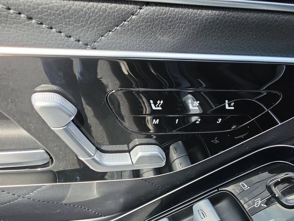 Used 2023 Mercedes-Benz S 580 4MATIC Sedan image 23