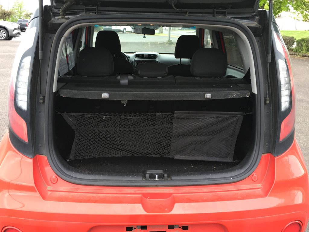 Used 2018 Kia Soul + FWD image 6