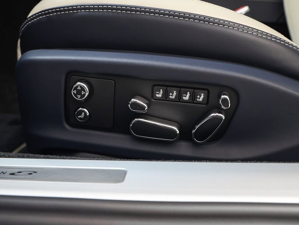 Used 2024 Bentley Continental GT image 38