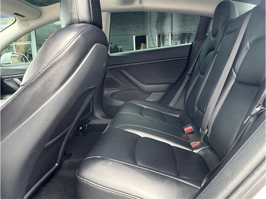 Used 2021 Tesla Model 3 Long Range image 17