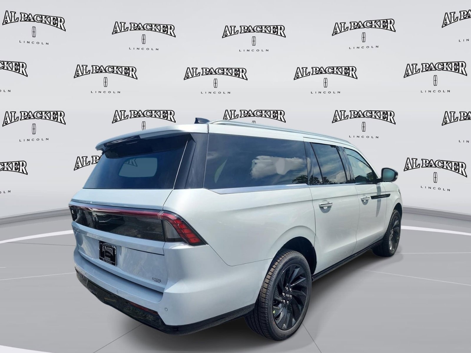 New 2026 Lincoln Navigator L Black Label AWD/4WD image 5
