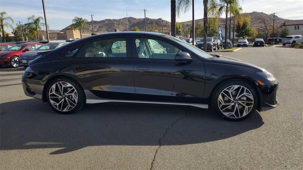 New 2025 Hyundai Ioniq 6 SEL image 6