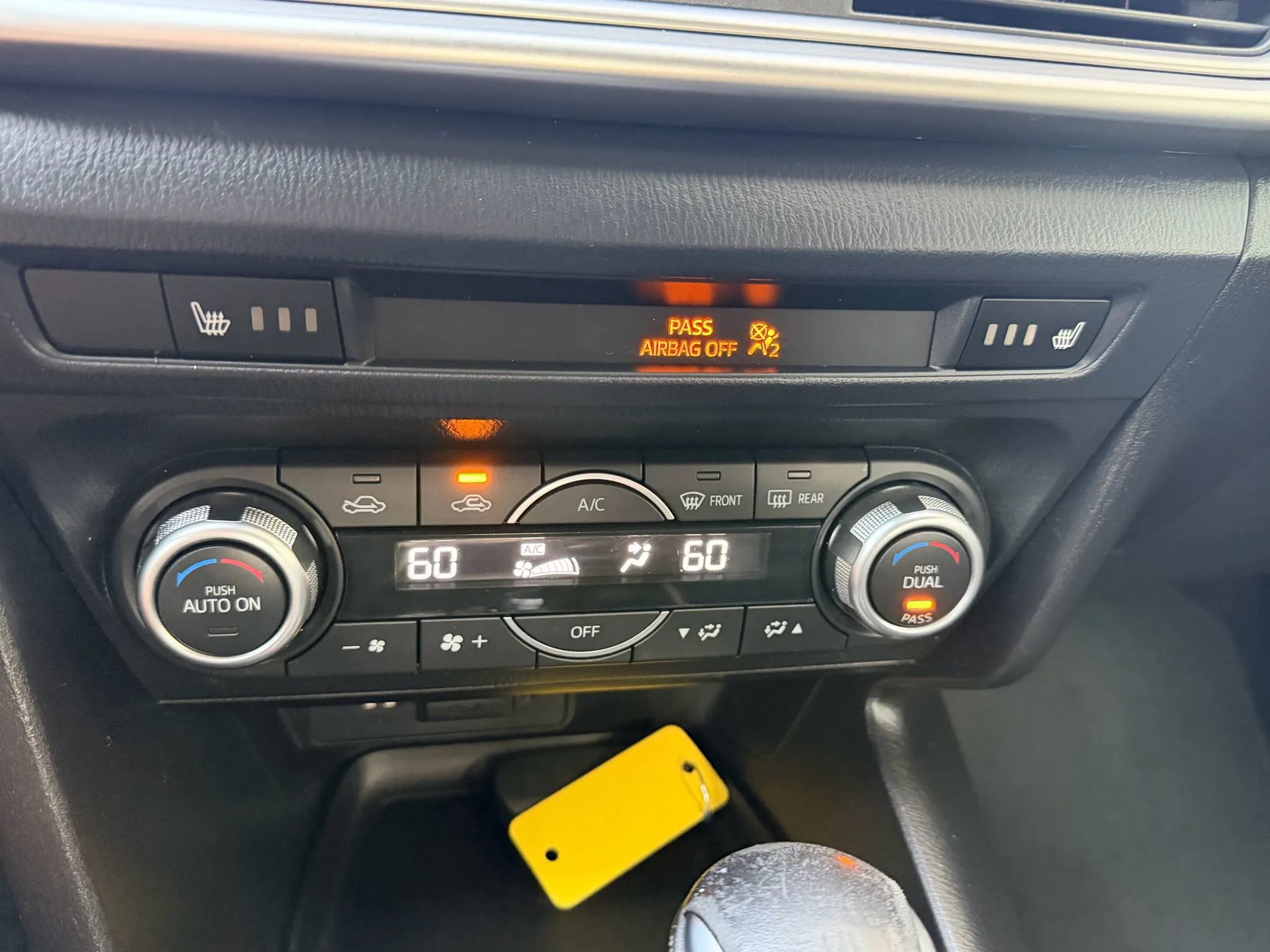 Used 2018 MAZDA MAZDA3 Touring image 10