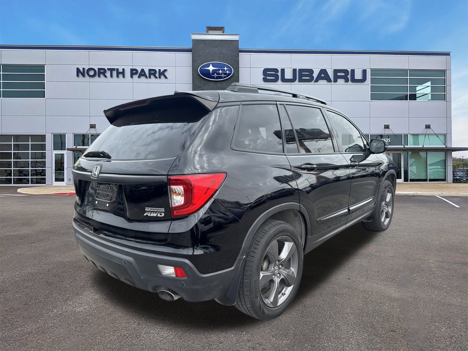 Used 2021 Honda Passport Touring image 3