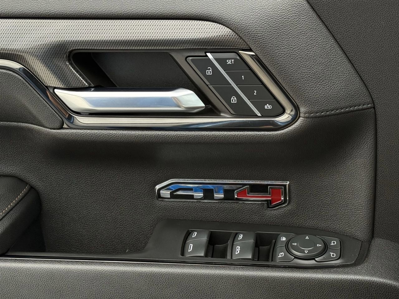 Certified 2024 GMC Sierra 1500 AT4 w/ Technology Package image 19