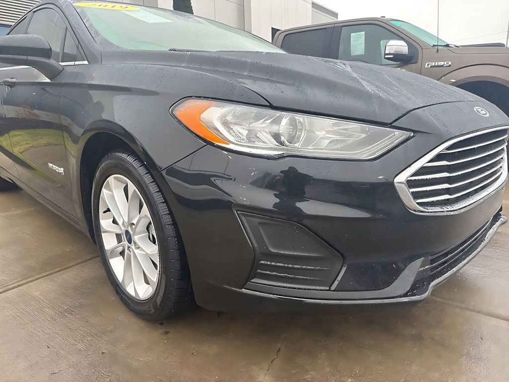 Certified 2019 Ford Fusion SE image 9