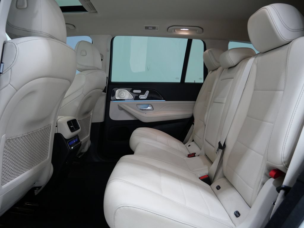 Used 2022 Mercedes-Benz GLS 450 4MATIC image 27