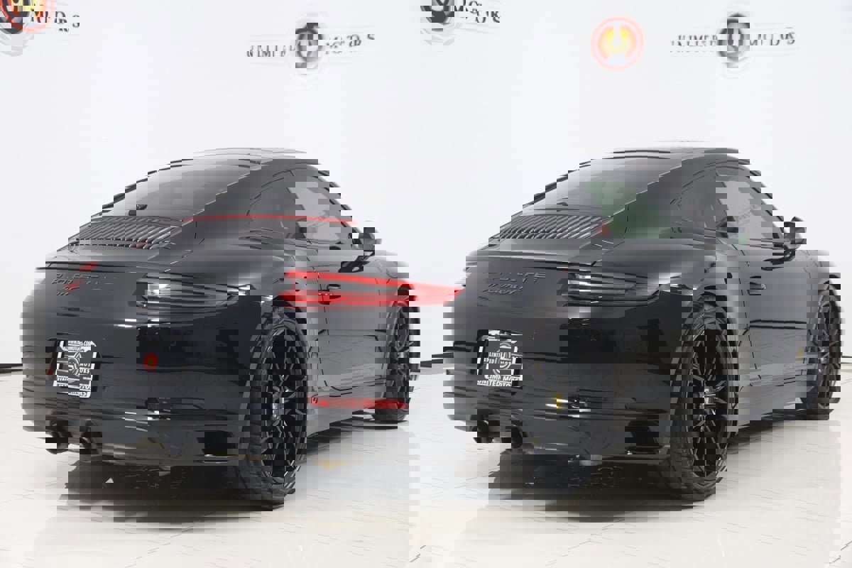 Used 2019 Porsche 911 Carrera T w/ Carrera T Interior Package image 3