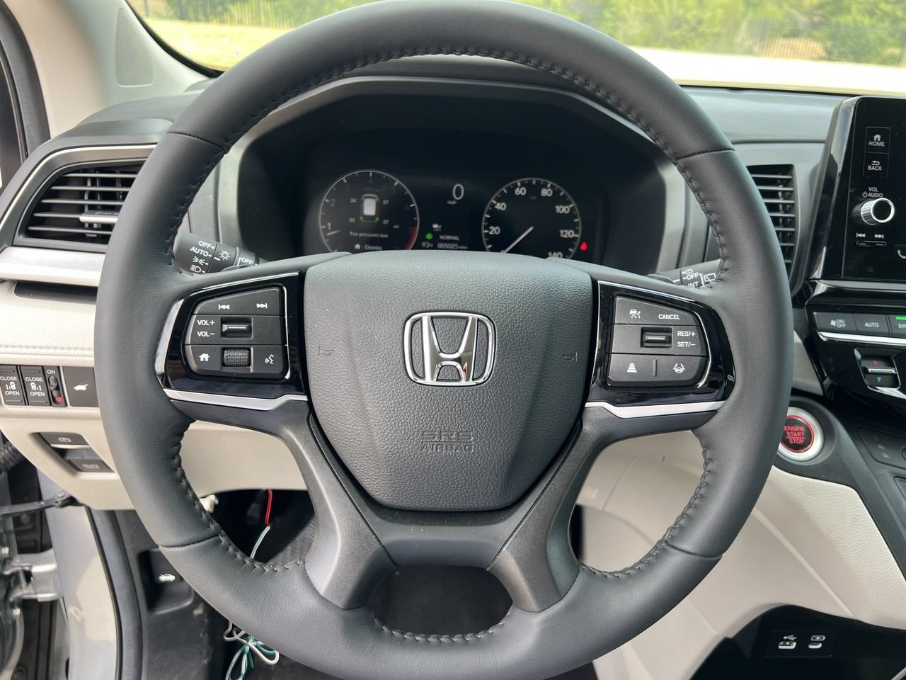Used 2026 Honda Odyssey EX-L image 6
