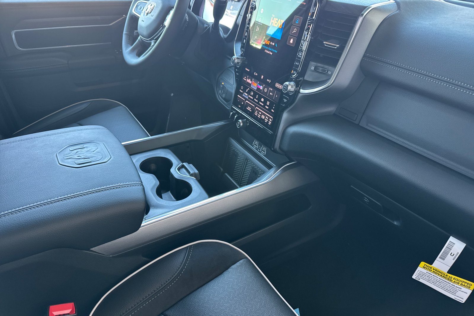 New 2027 RAM 3500 Laramie AWD/4WD image 13