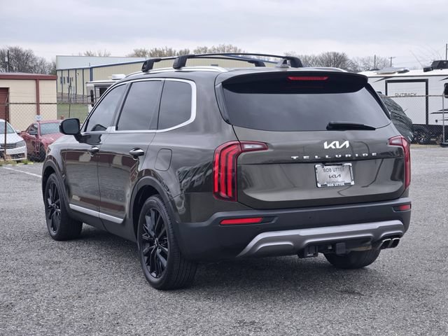 Used 2022 Kia Telluride SX w/ Towing Package FWD image 5