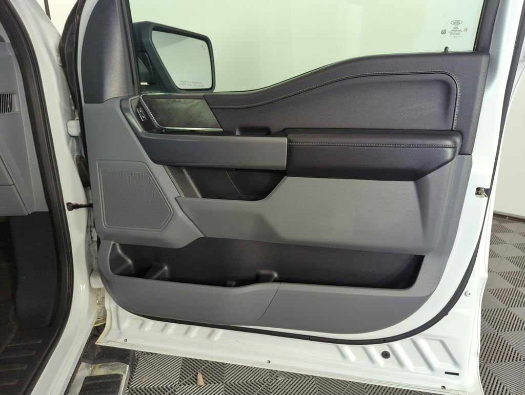 Used 2025 Ford F150 XLT w/ Equipment Group 301A Standard image 31