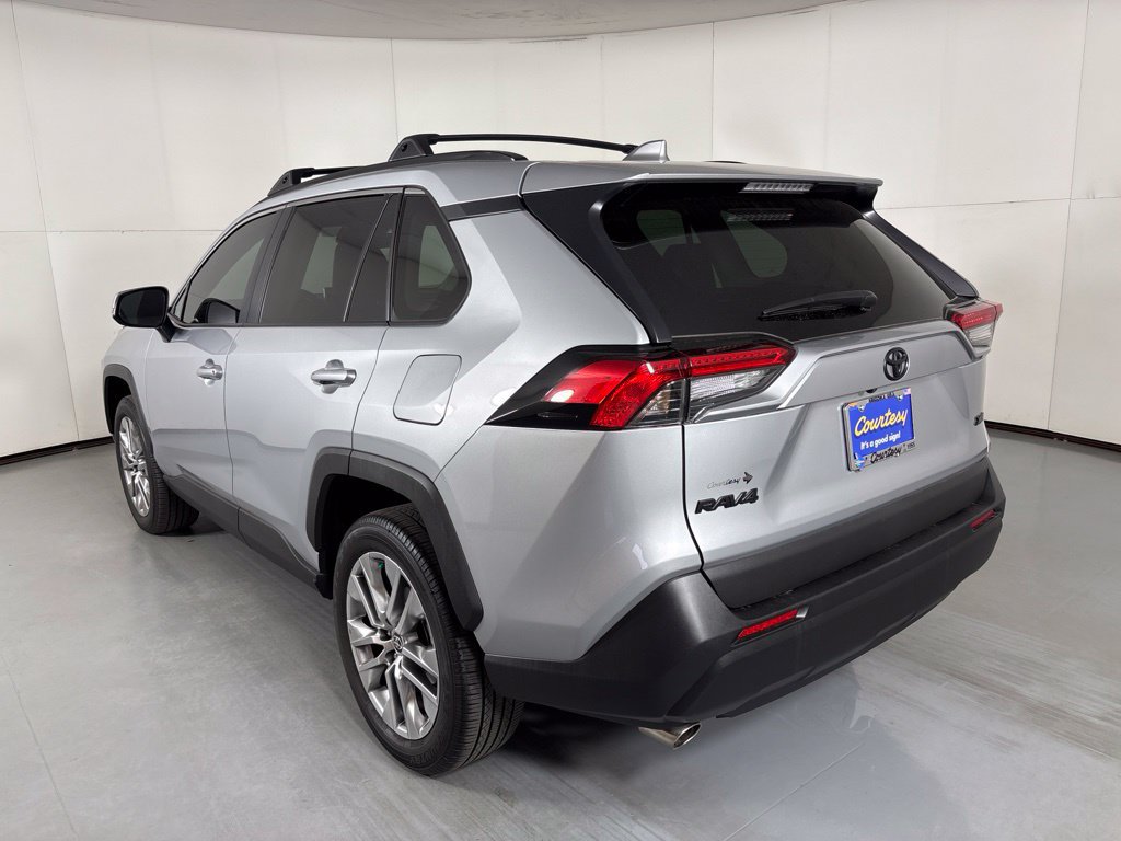 Used 2025 Toyota RAV4 XLE Premium w/ Weather Package FWD image 6