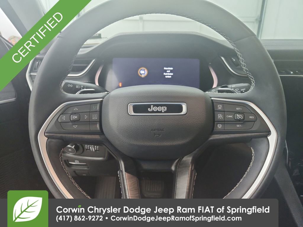 Certified 2023 Jeep Grand Cherokee Limited w/ Black Appearance Package image 22