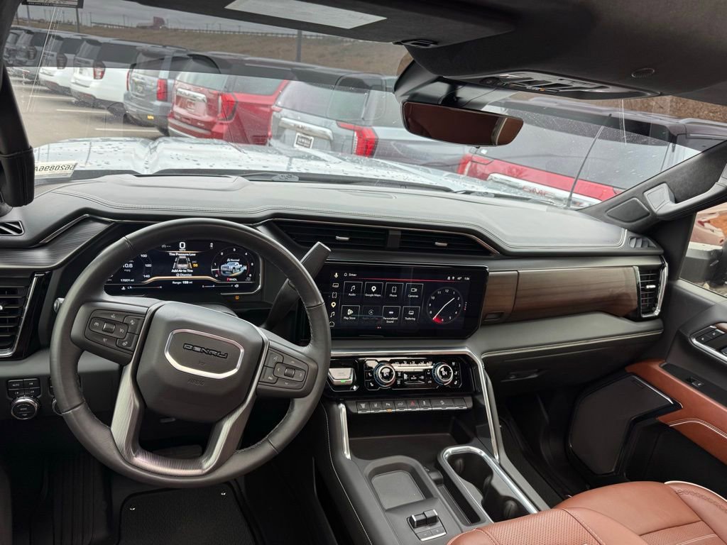 Used 2024 GMC Sierra 2500 Denali Ultimate w/ Max Trailering Package image 3