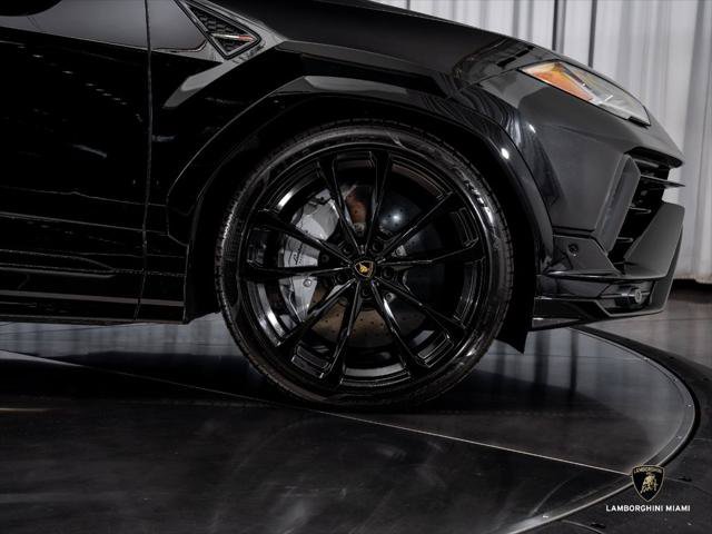 Used 2024 Lamborghini Urus S AWD/4WD image 18