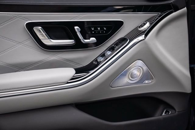 Used 2025 Mercedes-Benz Maybach S 580 4MATIC image 37