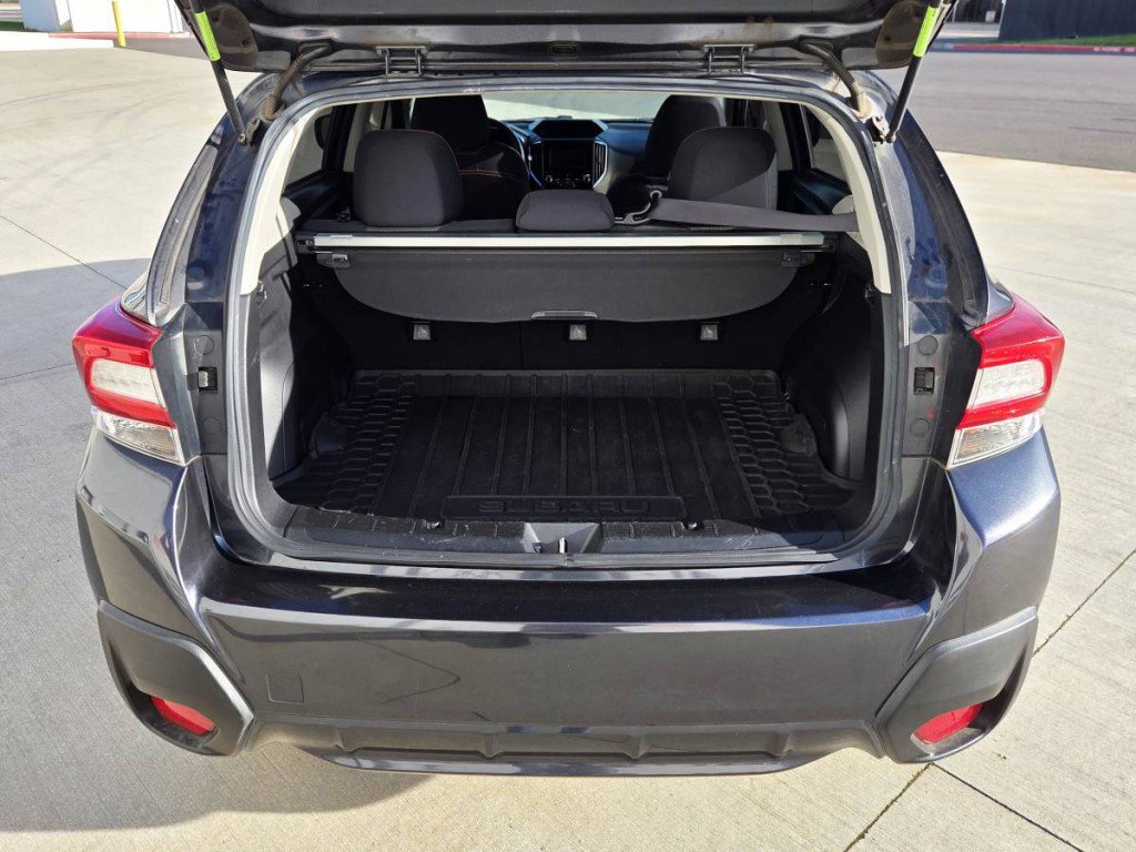 Used 2019 Subaru Crosstrek 2.0i Premium w/ Eyesight System image 9