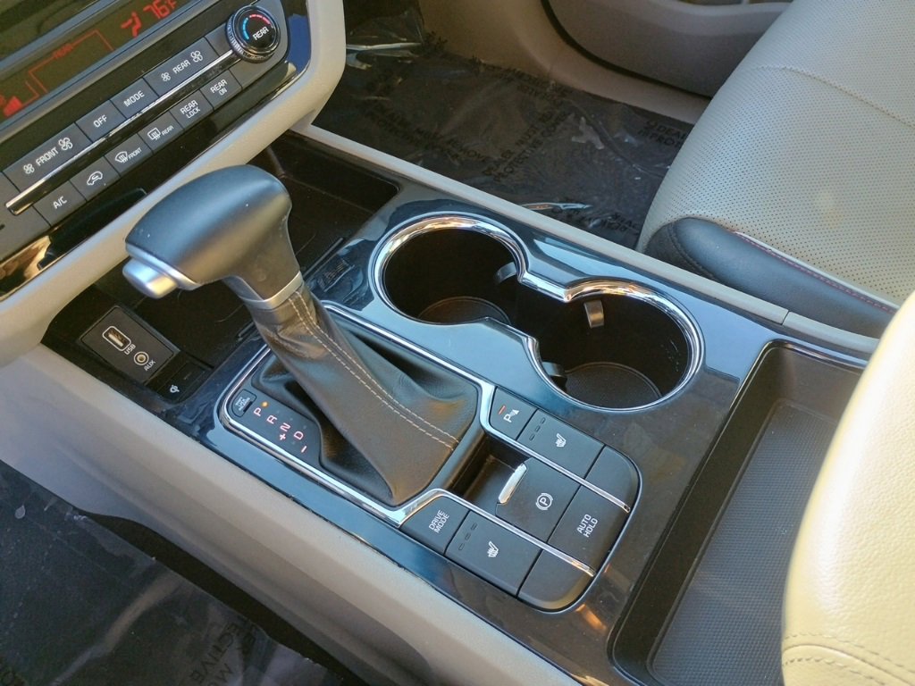 Used 2020 Kia Sedona EX w/ EX Premium Package image 32