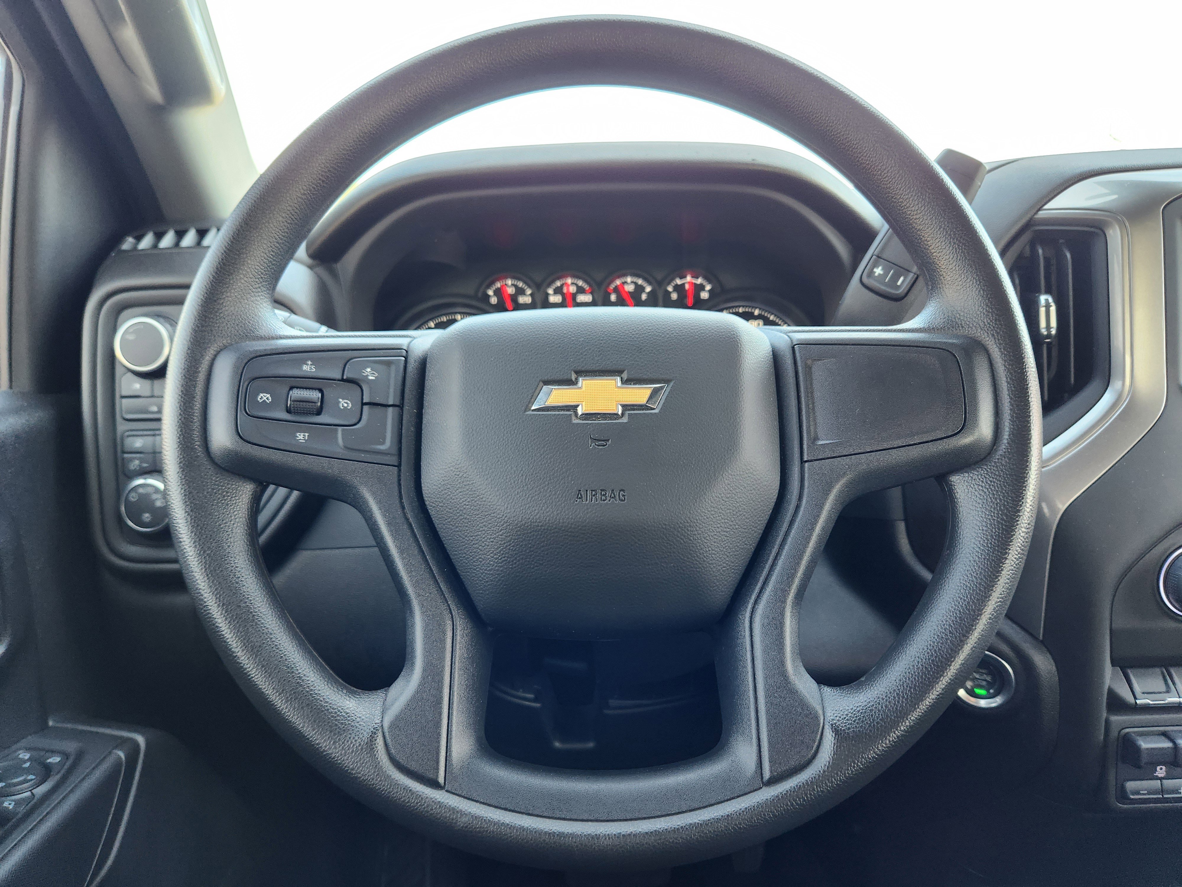 Used 2025 Chevrolet Silverado 2500 Custom w/ Custom Value Package image 22