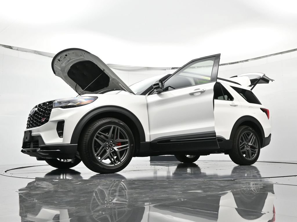 New 2026 Ford Explorer ST w/ Sun And Sound Package RWD image 47