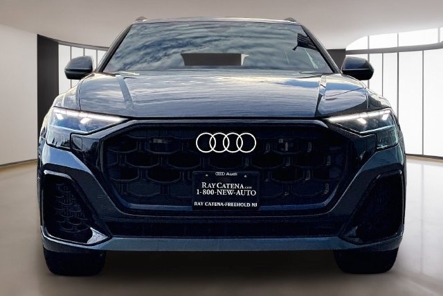 Used 2026 Audi Q8 Premium Plus AWD/4WD image 2