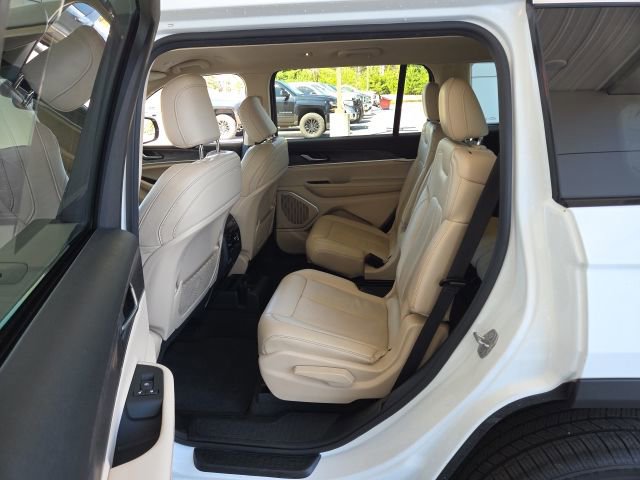 Used 2021 Jeep Grand Cherokee L Limited AWD/4WD image 24