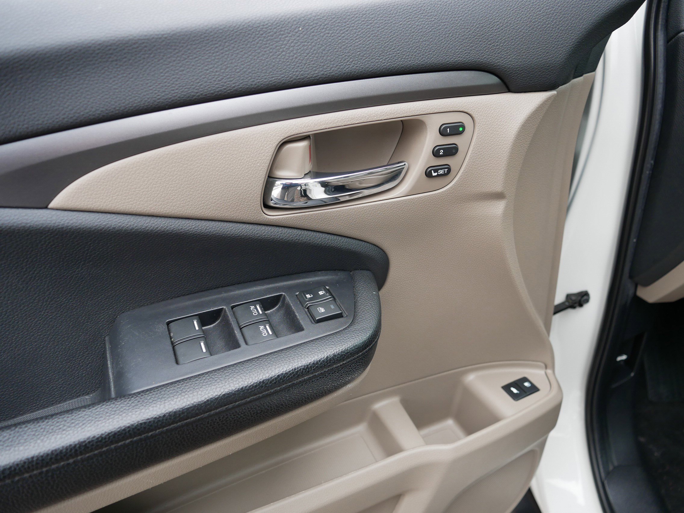 Used 2019 Honda Pilot EX-L image 19