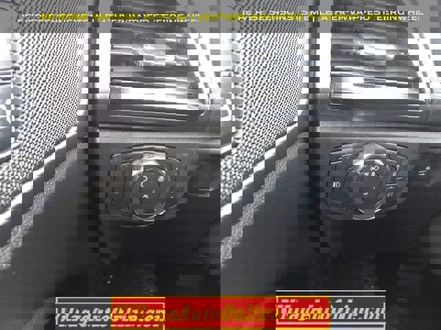 Used 2016 Ford Fusion SE image 15