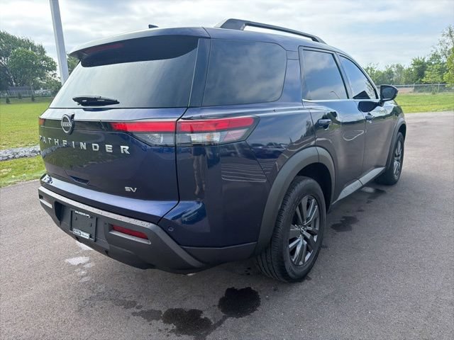Used 2022 Nissan Pathfinder SV FWD image 7