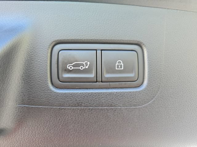 Used 2026 Hyundai Santa Fe SEL FWD image 13