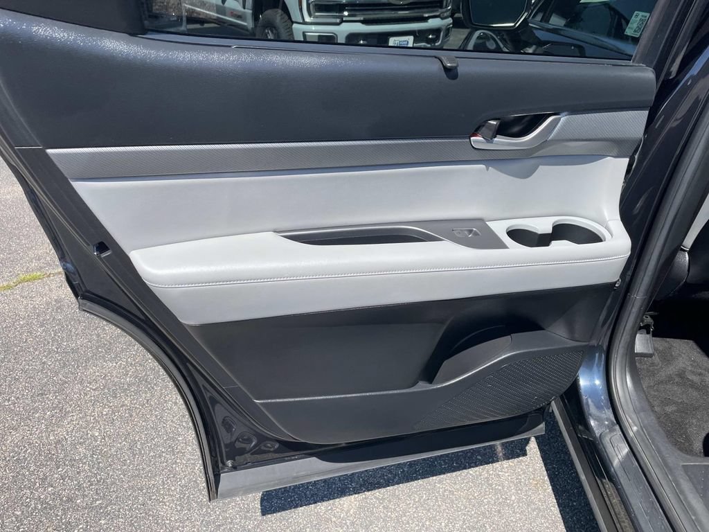 Used 2025 Hyundai Palisade SEL AWD/4WD image 15