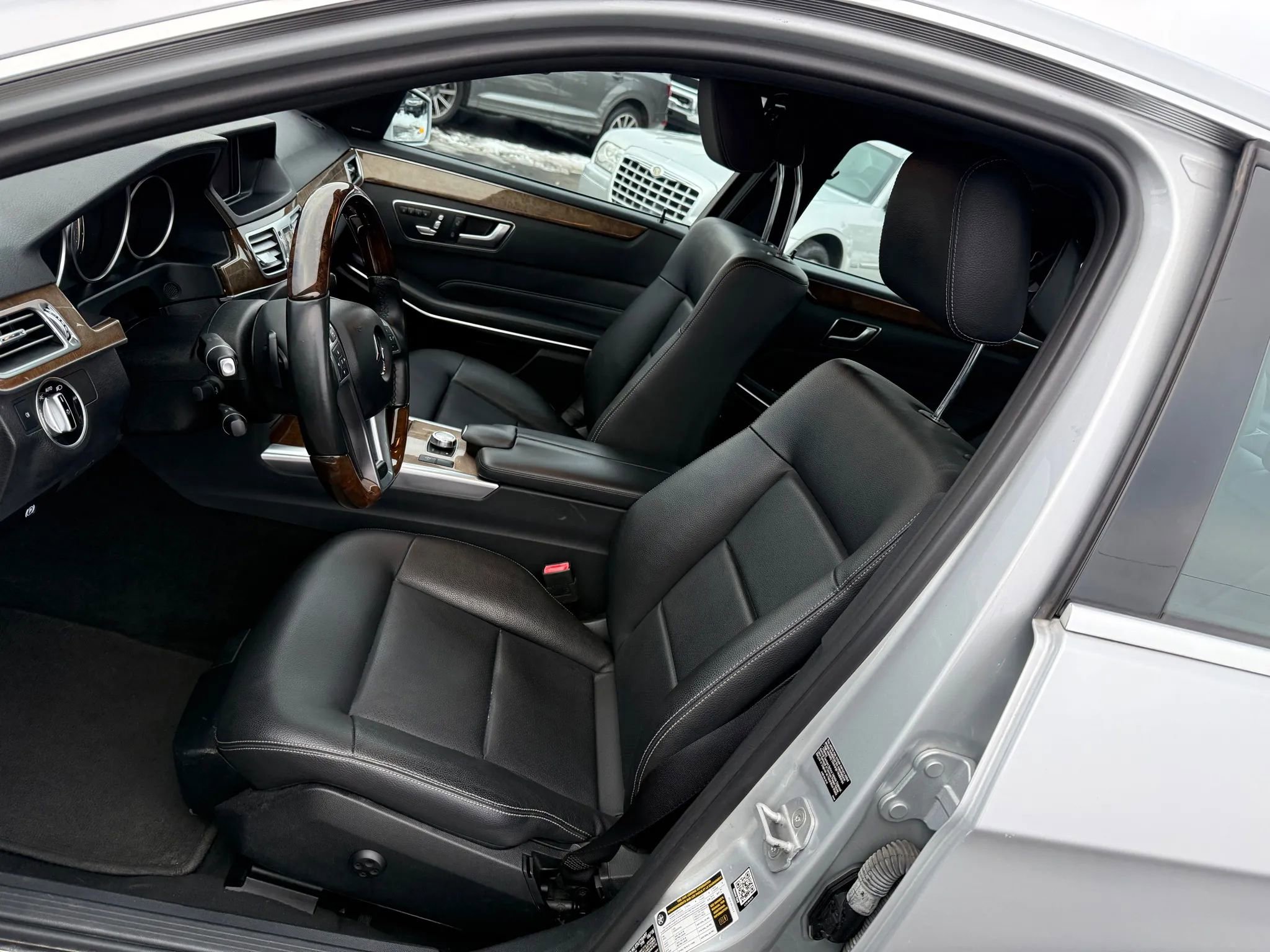 Used 2016 Mercedes-Benz E 350 Sedan image 11