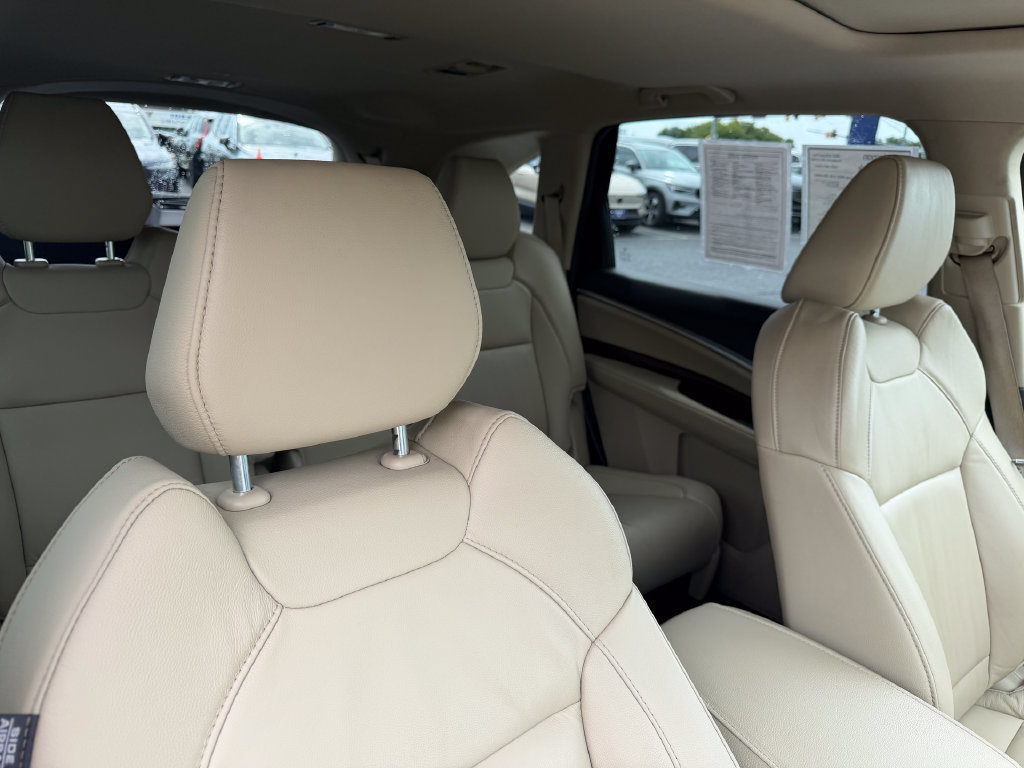 Used 2020 Acura MDX SH-AWD image 16