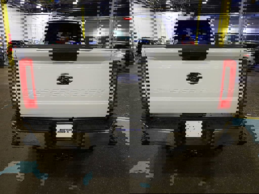 Used 2024 Ford F350 XLT w/ FX4 Off-Road Package image 5